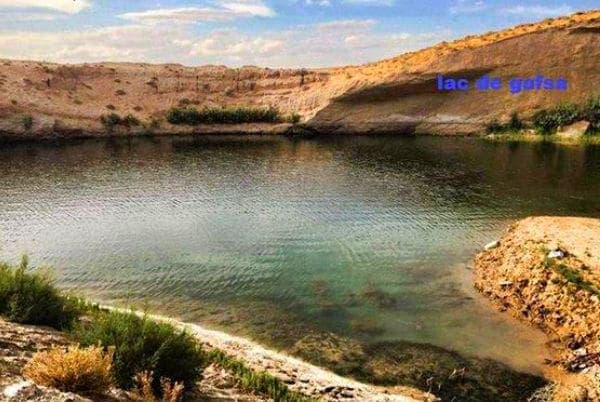 ظهور بحيرة بشكل غامض في صحراء تونس!