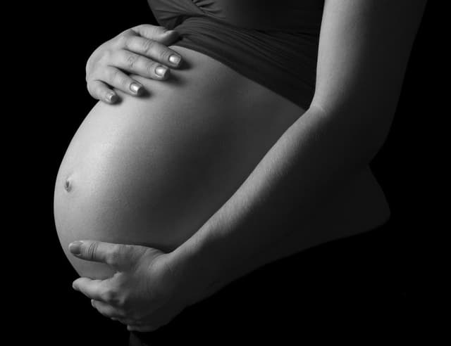 التحديات العاطفية للمرأة  خلال الحمل