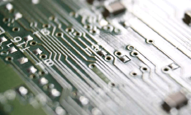 منظمة العفو الدولية تتوقع نتائج محاكمات حقوق الانسان باستخدام الذكاء الاصطناعي