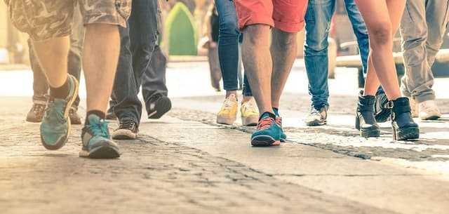 عدد الخطوات اليومية من حول العالم