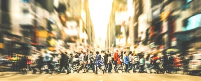 لماذا نشعر بتسارع الزمن كلما تقدمنا بالسن؟