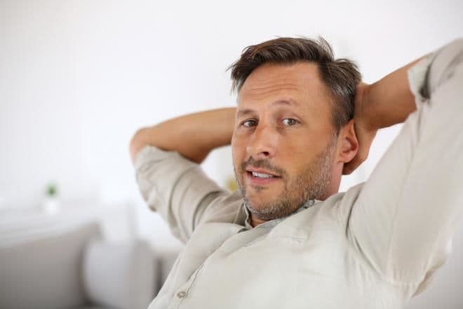 حياة العزوبية تصبح أفضل مع التقدم في السن