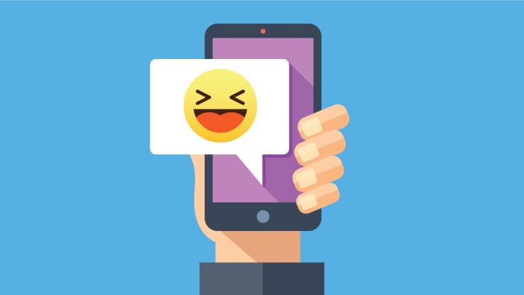 لماذا تجيد النساء استخدام الإيموجي أكثر من الرجال؟