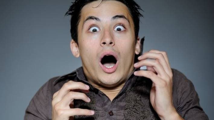 تقترح دراسة جديدة على الذباب أن هرمون السيروتونين هو سبب تجمدنا للحظات عند الخوف!