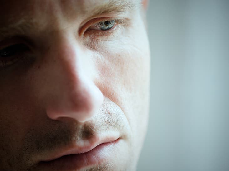 رهاب السعادة: حين نخاف أن يسكن الفرح قلوبنا