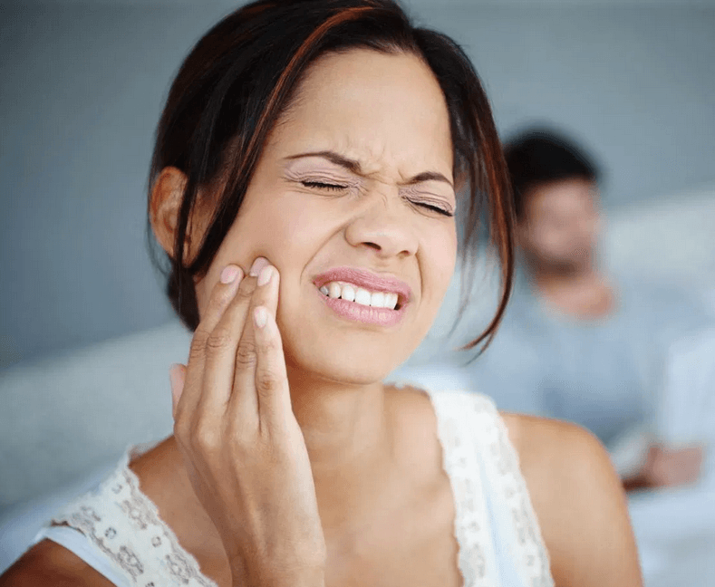 خلع الفك السفلي أو كسره: الأسباب والعلاج والوقاية