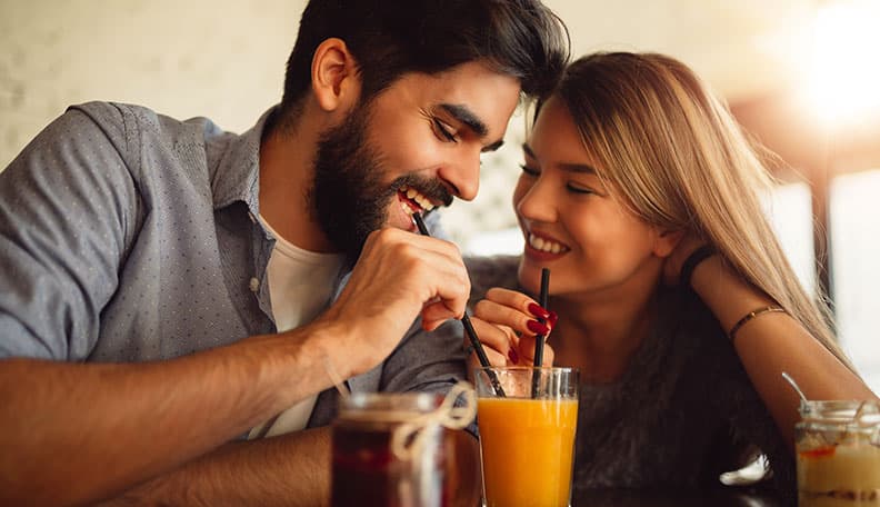 كيف أبدأ علاقة عاطفية مع من أحب؟ يتلخص الأمر في ست خطوات