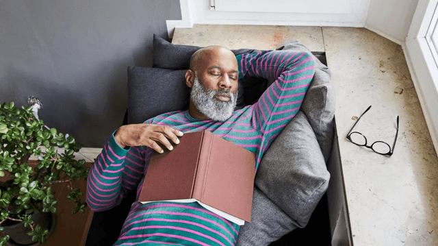 هل تزيد قلة النوم من خطر الإصابة بالخرف؟