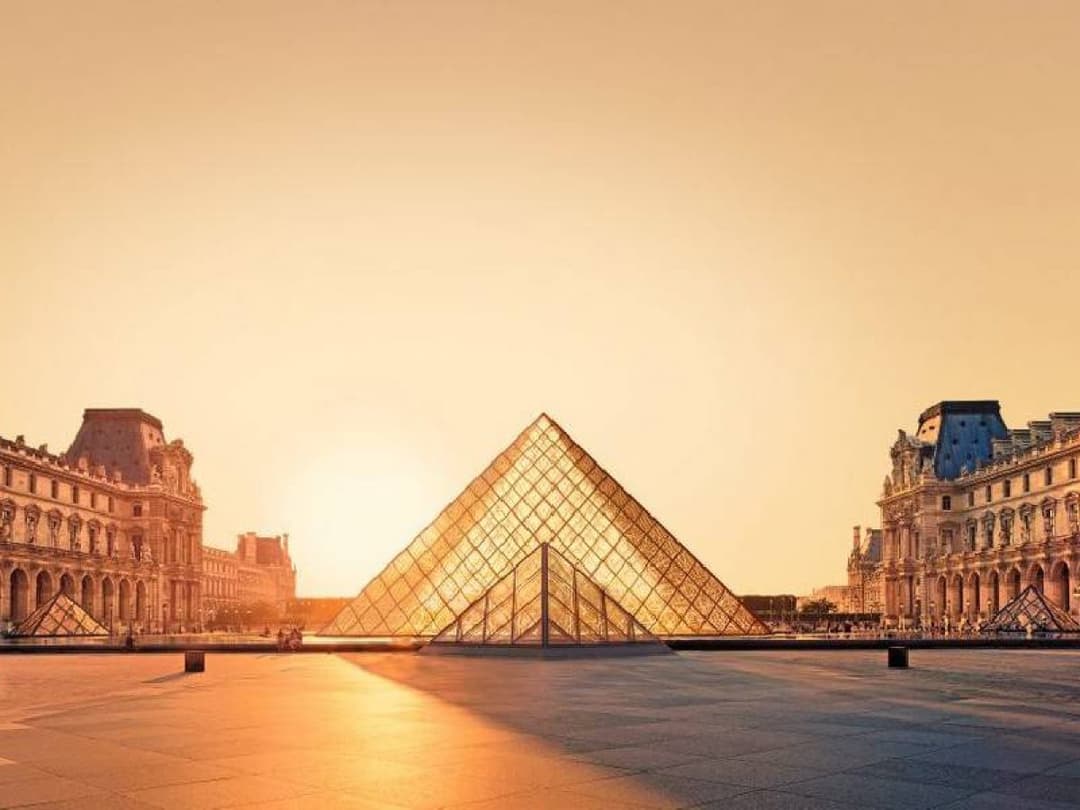 متحف اللوفر: تاريخ موجز