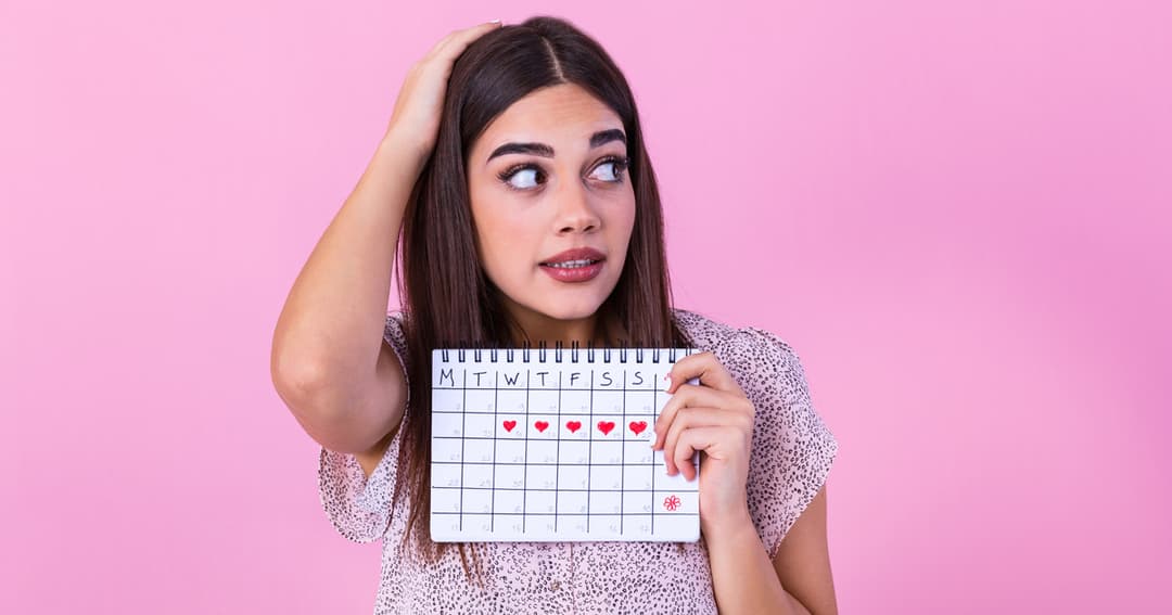 هل تؤثر لقاحات كوفيد-19 على الدورة الطمثية؟