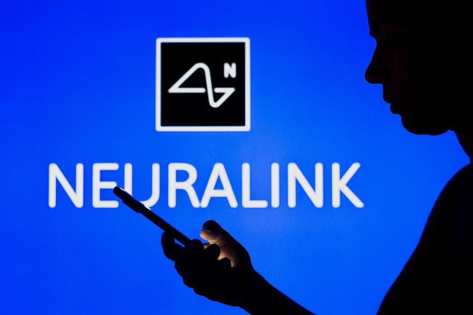 شريحة إلكترونية لعلاج طنين الأذن