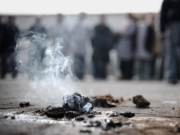 ما أعراض حروق الفوسفور الأبيض؟ وكيف تعالج؟