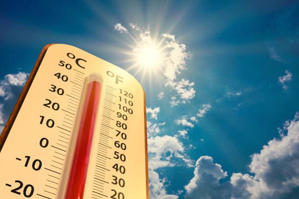لماذا ترتفع درجة الحرارة إلى مليار درجة مئوية ولا تنخفض إلى ما دون -273 درجة مئوية؟