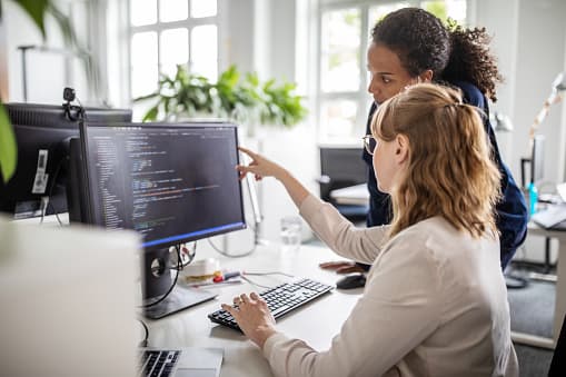 لماذا يجب على طلاب المدرسة تعلم البرمجة؟