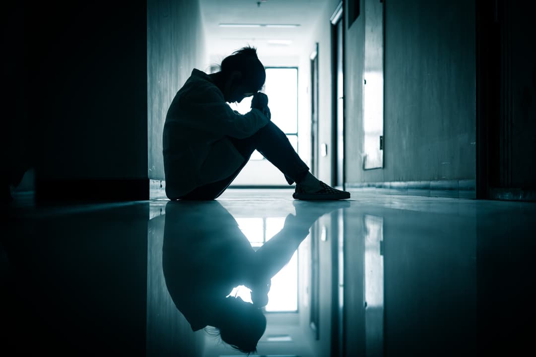 الوحدة: أسبابها ومخاطرها وكيفية التأقلم معها