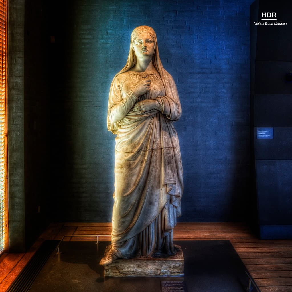 ثايرا: ملكة الفايكينغ الاستثنائية