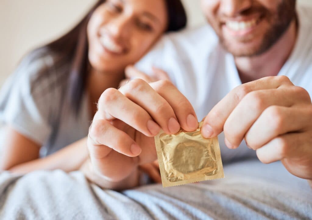 ما الأمراض المنقولة جنسيًا التي لا يحمي منها الواقي الذكري؟