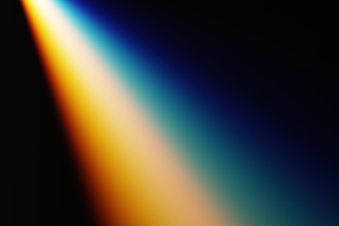 الظل يمكن أن ينتقل أسرع من الضوء على سطح ما بوجود شعلة قوية جدًا