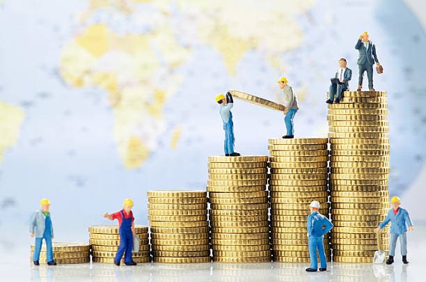 الاختيار الصحيح للأصدقاء قد يؤدي إلى اكتساب ثروة!