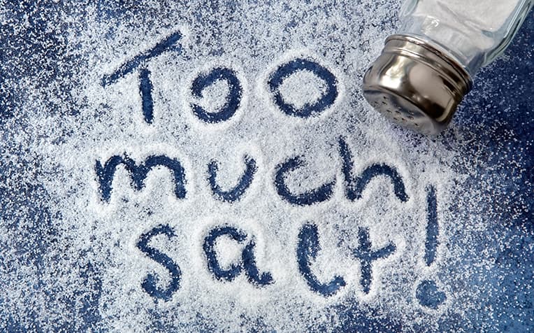 منظمة الصحة العالمية لديها نصيحة جديدة حول الملح