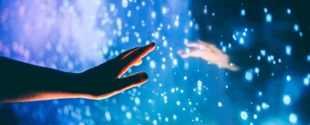 مرآة مظلمة لكوننا قد تكشف أسرار المادة المظلمة