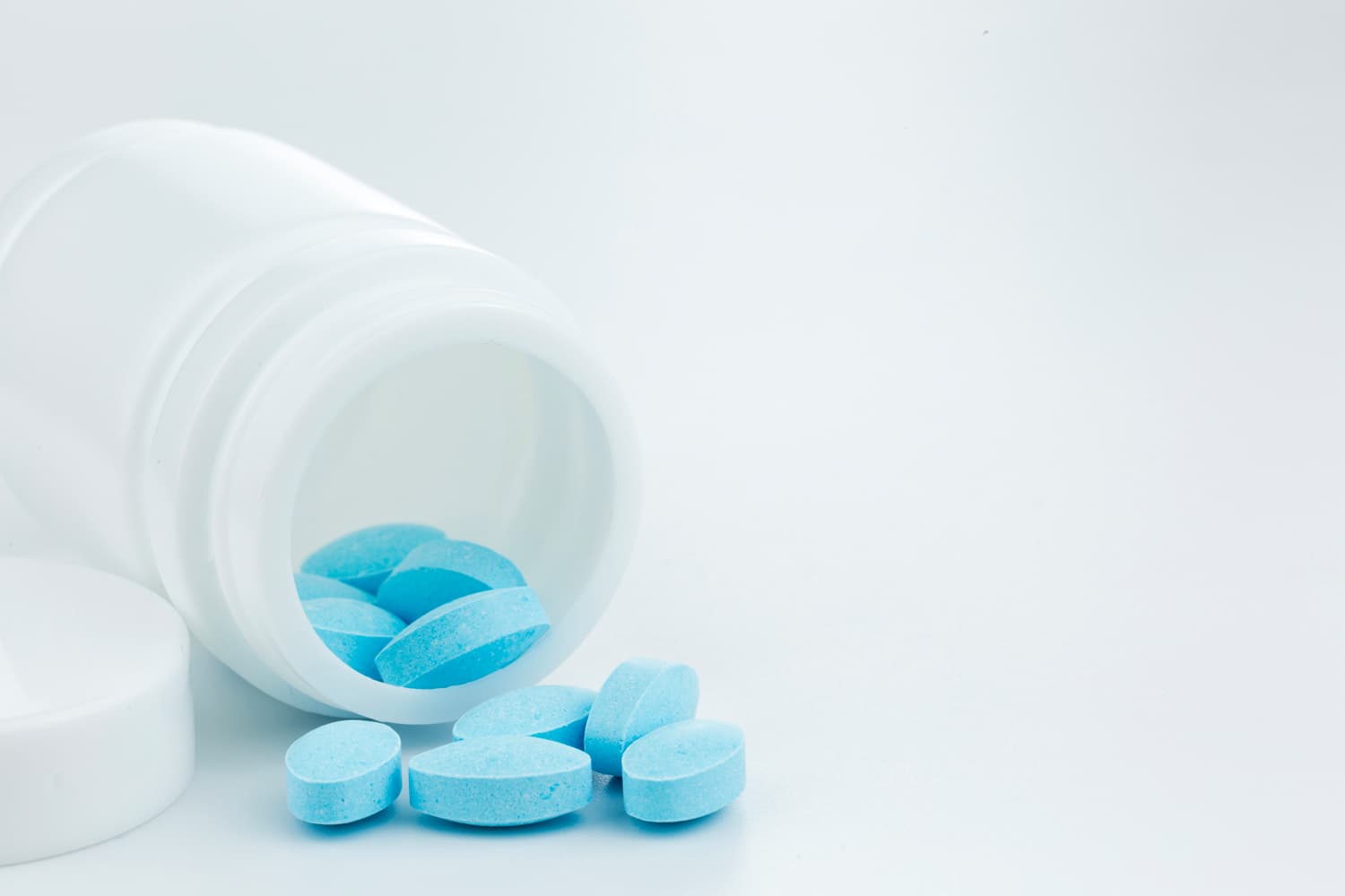 حبوب منع الحمل المبتكرة لعلاج سرطان الثدي تزيد معدلات البقاء على قيد الحياة في تجربة استمرت سبع سنوات