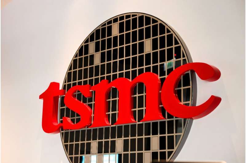 TSMC تبدأ إنتاج شرائح 2 نانومتر: ثورة جديدة في عالم أشباه الموصلات والمعالجات
