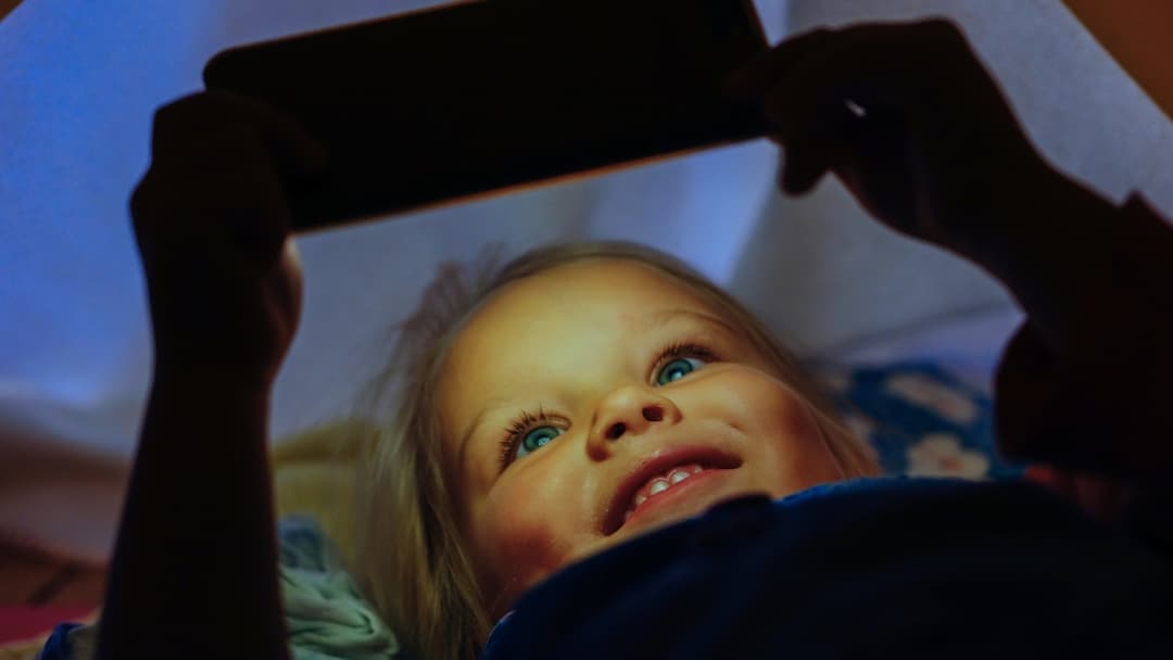 قد يكون للفيديوهات القصيرة تأثير ضار جدًا على أدمغة الأطفال!