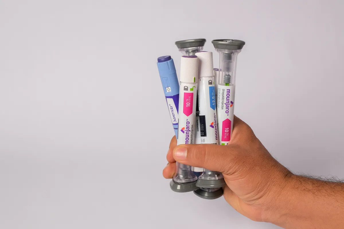 ما هي حقن GLP-1؟ شرح علمي مباشر لحقن إنقاص الوزن