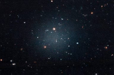 اكتشاف مجرة شبحية لا تحتوي على المادة المظلمة - في مجرة تبعد 250 مليون سنة ضوئية لم يتمكن علماء الفلك من العثور على أي أثر للمادة المظلمة