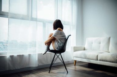 هل تشعر بالوحدة العلماء يطورون حبوبًا لمحاربة الشعور بالوحدة الأطباء أصبح لديهم دواء قادر على علاج الشعور بالوحدة القلق الجلوس مع الآخرين