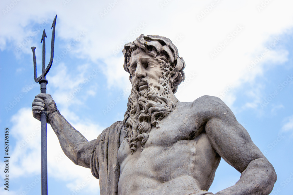لمحة تاريخية عن الإله الروماني نيبتون