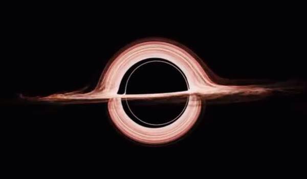 ما هي الثقوب السوداء، وهل تنهار القوانين الفيزيائية داخلها؟