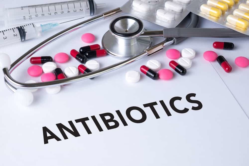 دواء جنتاميسين: الاستخدامات والجرعة والتأثيرات الجانبية والتحذيرات - دواء لعلاج العدوى البكتيرية الشديدة أو الخطيرة - مضاد حيوي