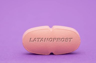 لماذا يُستخدم لاتانوبروست ؟ ما الآثار الجانبية الشائعة؟ كيف يؤثر الدواء؟ ما التحذيرات من استخدام الدواء؟ ما التداخلات الدوائية للدواء؟