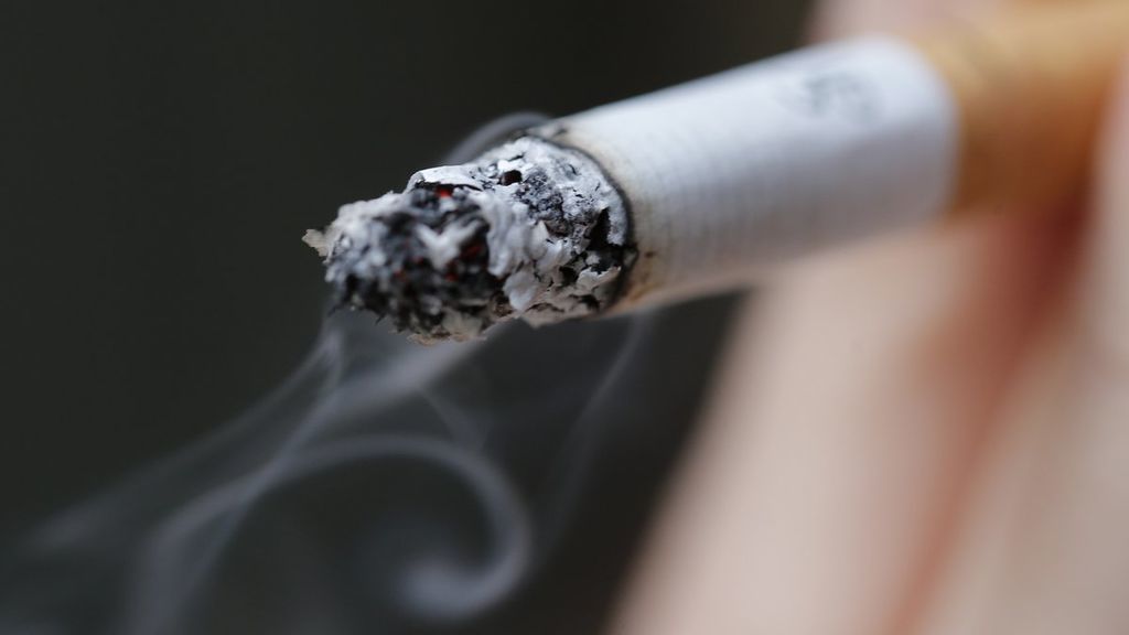 مقارنة بين التدخين في الدول العربية والغربية