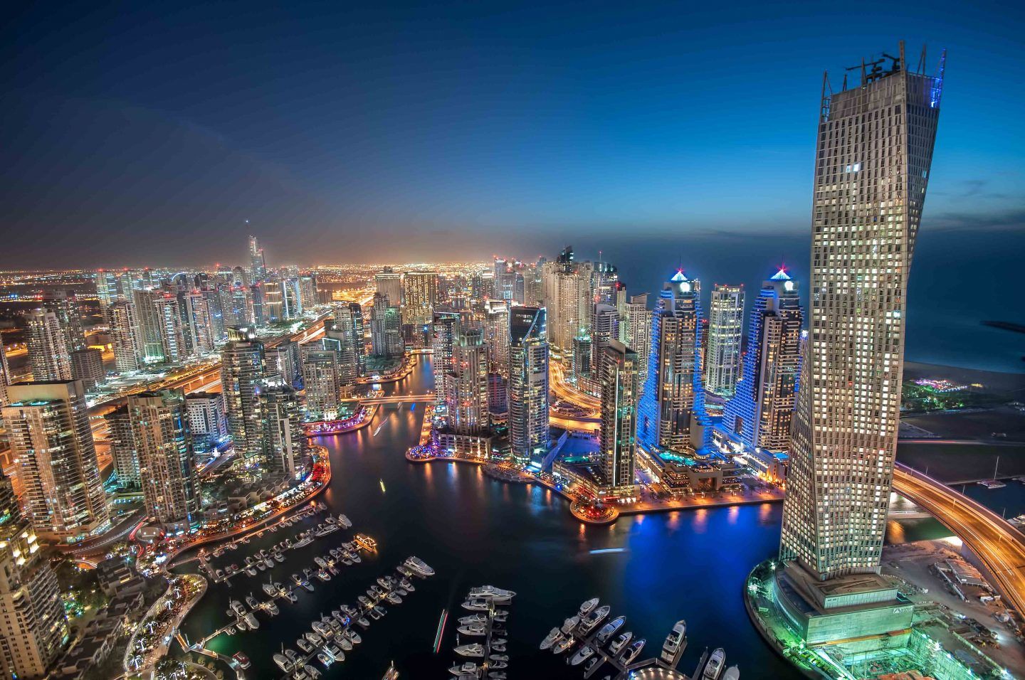 دبي: مدينة المستقبل خطوة نحو اقتصاد مستقبلي مبني على نظام بلوكتشين