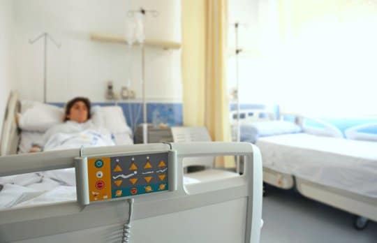 التغيرات المفاجئة للجراثيم المفيدة في أمعائنا عند المكوث في المستشفى