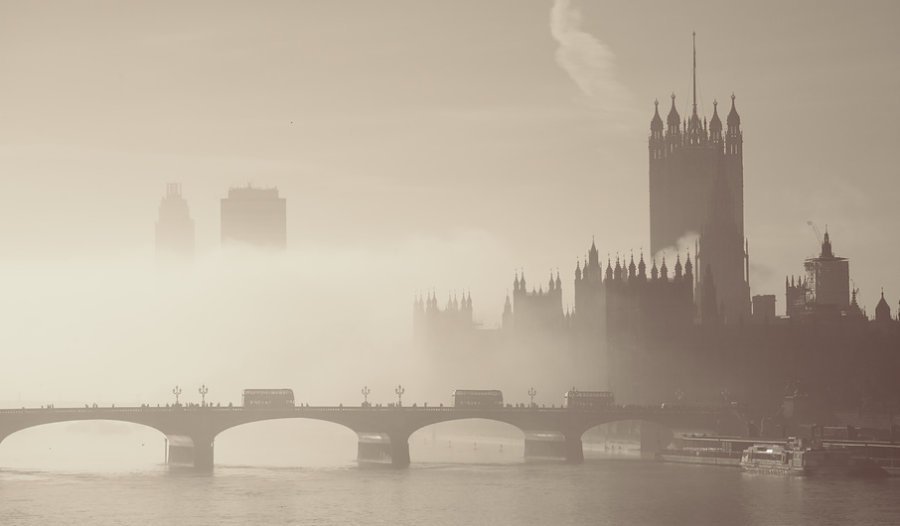 الغاز من الماضي و تفسيرات من المستقبل ما هو سبب ضباب لندن القاتل ؟