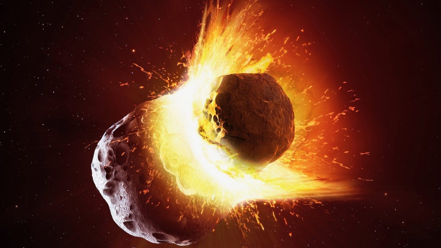 ما الذي سيحدث عند تفجير كويكب بقنبلة نووية؟