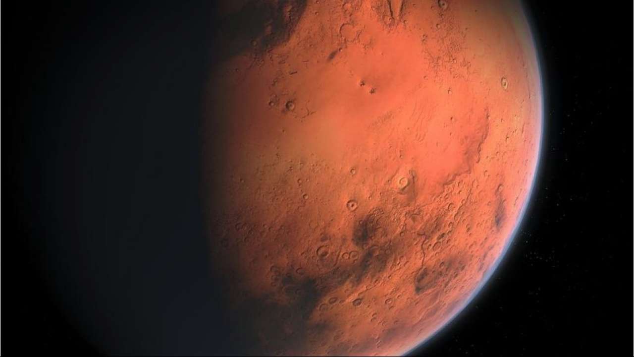 كيف يمتلك كوكب المريخ شفقًا دون حقل مغناطيسي؟