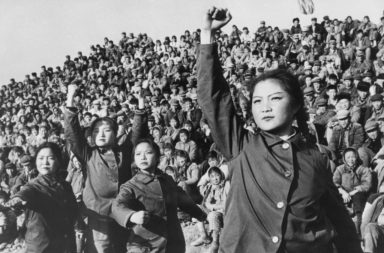 كل ما تود معرفته عن الثورة الثقافية في الصين - فوز الحزب الشيوعي في الحرب الأهلية في الصين بقيادة ماو تسي تونغ رئيس الحزب