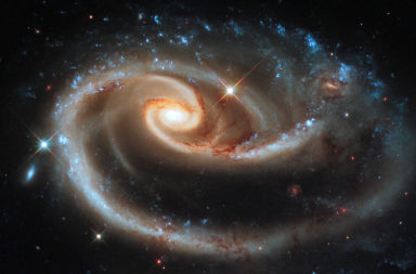العثور على أسرع نجم في مجرتنا مسافرًا ب8% من سرعة الضوء - أسرع نجم معروف في مجرتنا درب التبانة - الثّقب الأسود فائق الكتلة