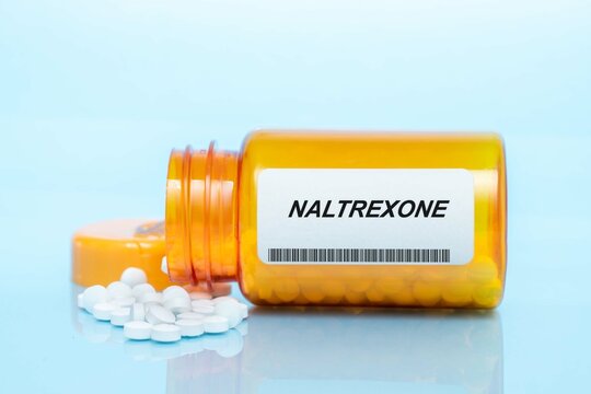 دواء نالتريكسون لعلاج الإدمان: الجرعة والاستطباب والآثار الجانبية