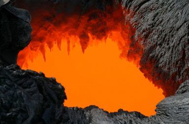 أشهر أنواع الصخور البركانية كيف تتكون الصخور البركانية البراكين الحمم الصهارة البازلت الجرانيت السبج الجابرو الريوليت الداسيت