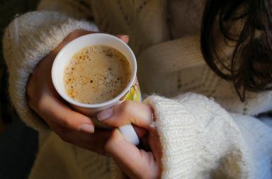 دراسة تقترح وجود رابط بين شرب القهوة و سرطان الرئة المدخنون الذيين يشربون القهوة والشاي المدخنين سرطان الثدي سرطان القولون