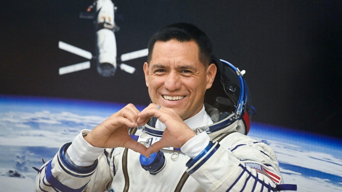 رائد الفضاء روبيو يحطم الرقم القياسي الأمريكي لأطول رحلة فضائية