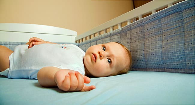 ما حقيقة الدراسة التي ذيع أنها كشفت متلازمة موت الرضع المفاجئ؟