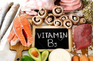 فيتامين B5: وظيفته ومصادره وأعراض نقصه فيتامين قابل للذوبان في الماء ضمن مجموعة فيتامينات B استقلاب وتصنيع الدهون والبروتينات حمض البانتوثينيك