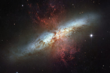 لماذا تختلف أشكال المجرات - لماذا تختلف المجرات في تكوينها - تتشكل المجرات القرصية في البداية من سحب الهيدروجين - المجرات الإهليجية